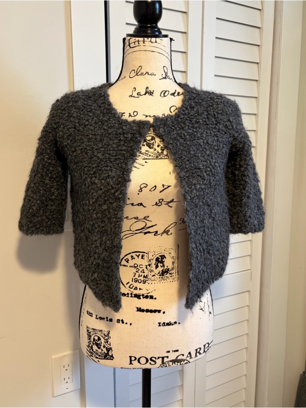 🔸Elegant Gray Women's Sweater